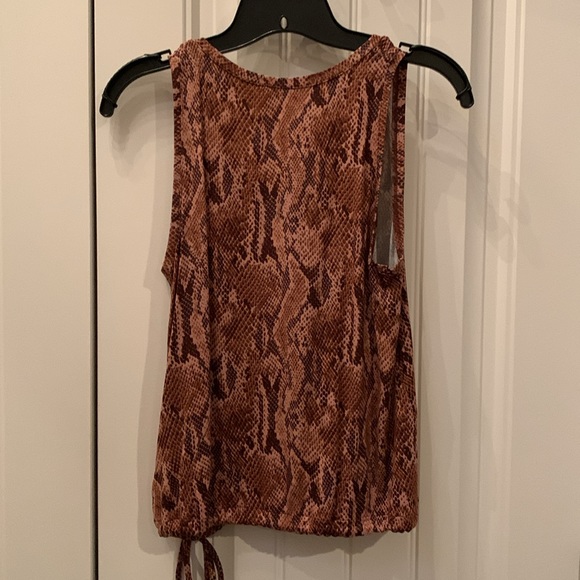 EXPRESS Snakeskin Print Tank Top XS - Picture 6 of 6